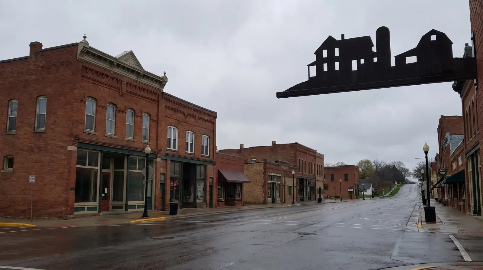 Chaska, Carver County County — roofing services