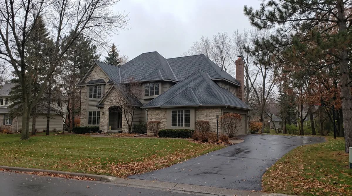 Plymouth, MN — neighborhood roofing view